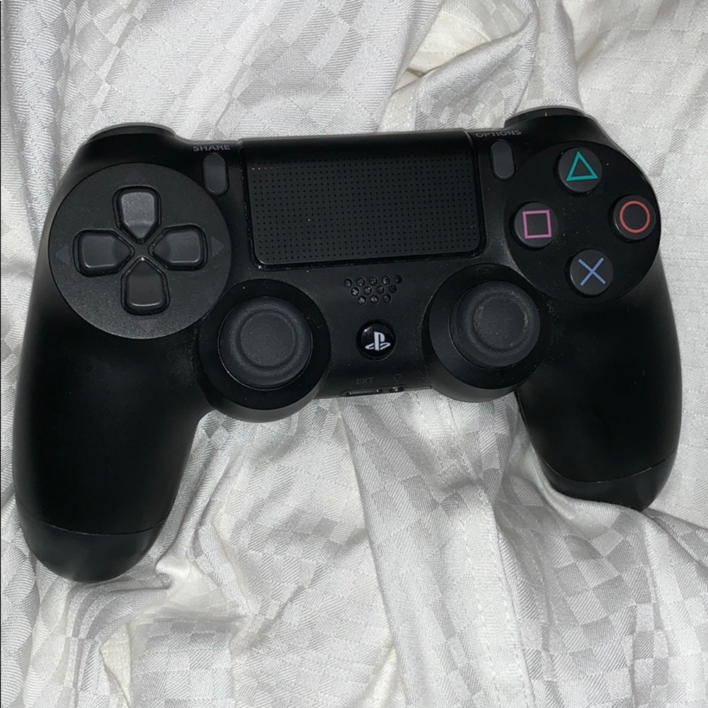 Ps4 Controller - image 1